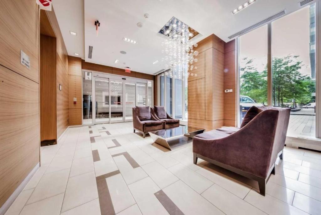 Metropolis Loft - Cn Tower Leilighet Toronto Eksteriør bilde